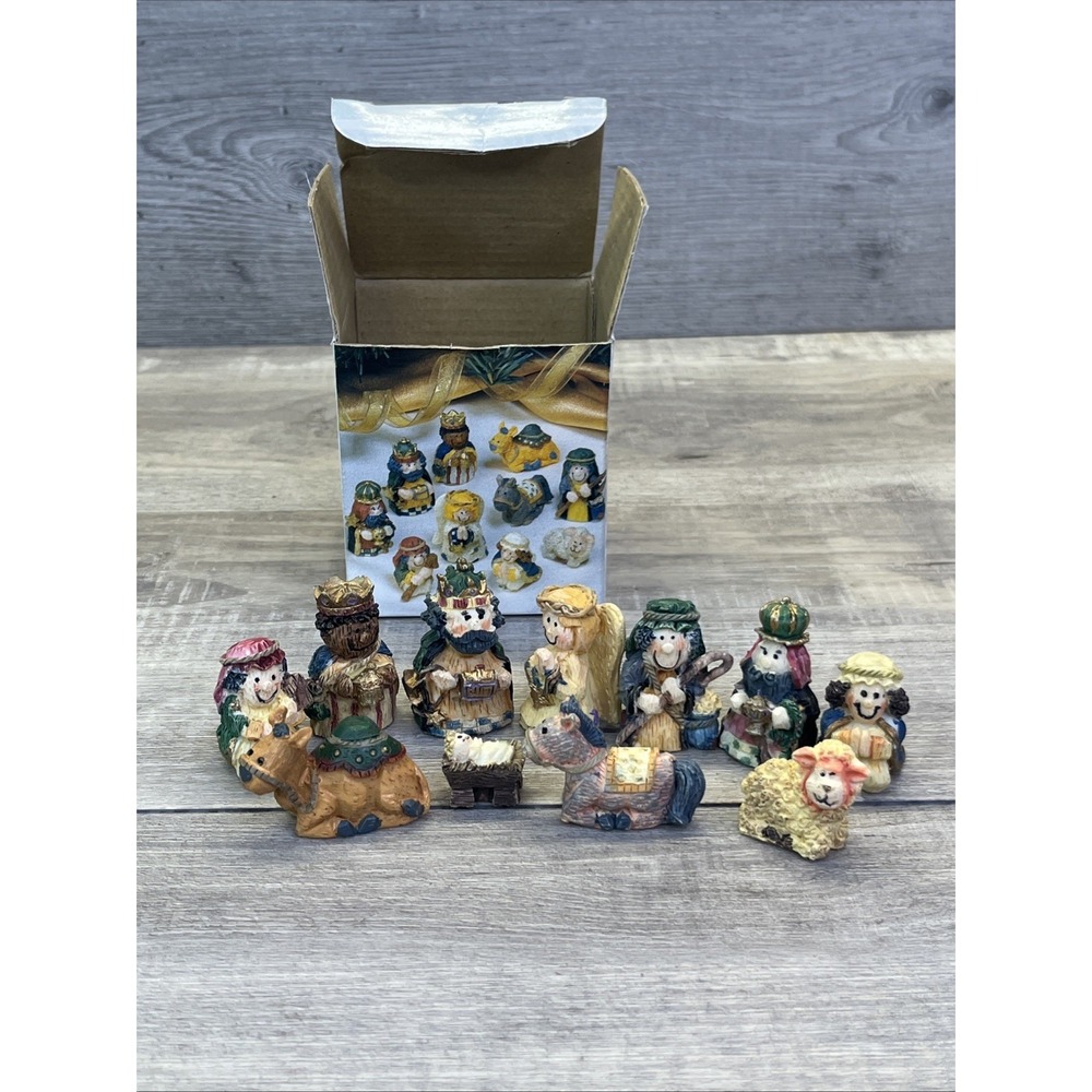 Giftco Christmas Miniature Holy Nativity 11 Pc Mini Set Vintage Vtg